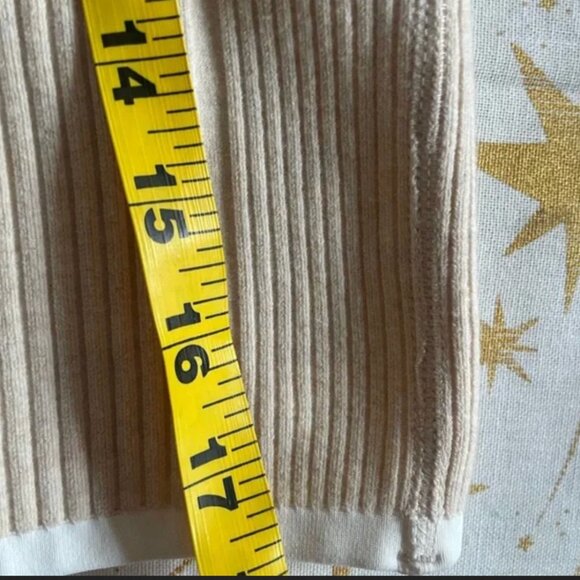 🔥 Jacquemus x Nike size XL Thigh Shorts Pearl Color - Picture 7 of 8